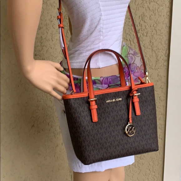 MICHAEL KORS JET SET TRAVEL XS CRYL TZ TOTE - Picture 15 of 16